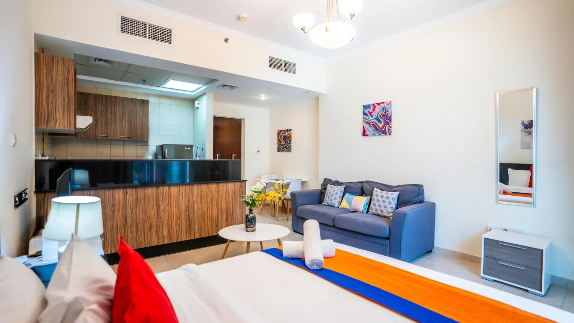 Rh- Perfect Downtown Getaway For Couple, Near Dubai Mall 0*,  United Arab Emirates